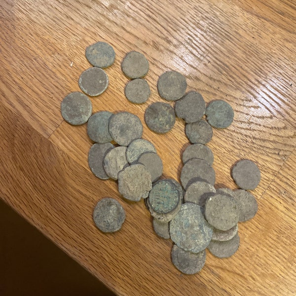 10 uncleaned Roman coins! 1600+ years old!!