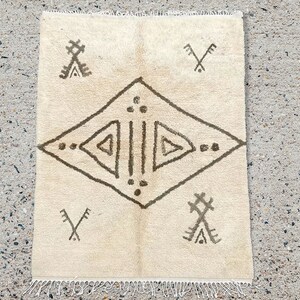 Beni Ourain Rug, Hand-Knotted Moroccan Wool, White Azilal Style Bild 4