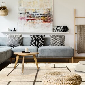 Beni Ourain Rug, Hand-Knotted Moroccan Wool, Ivory with Crossed Black Lines zdjęcie 2