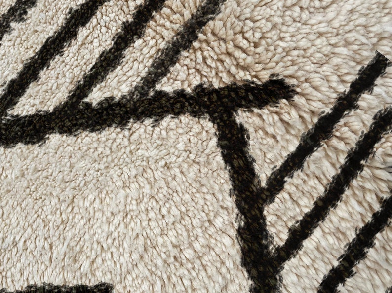Beni Ourain Teppich, handgeknüpfter marokkanischer Wollteppich, elfenbeinfarbener Berberteppich Bild 6
