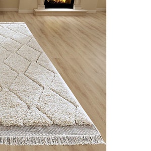 Beni Ourain Rug, Hand-Knotted Moroccan Wool, Ivory Tonal Diamond Pattern image 9
