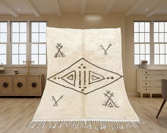 Beni Ourain Rug, Hand-Knotted Moroccan Wool, White Azilal Style