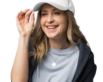 Gorra bordada estilo "Dad Hat" para bailarines / Gorra de béisbol blanca con logo de bailarín negro / Accesorios de baile unisex / JP MAROU