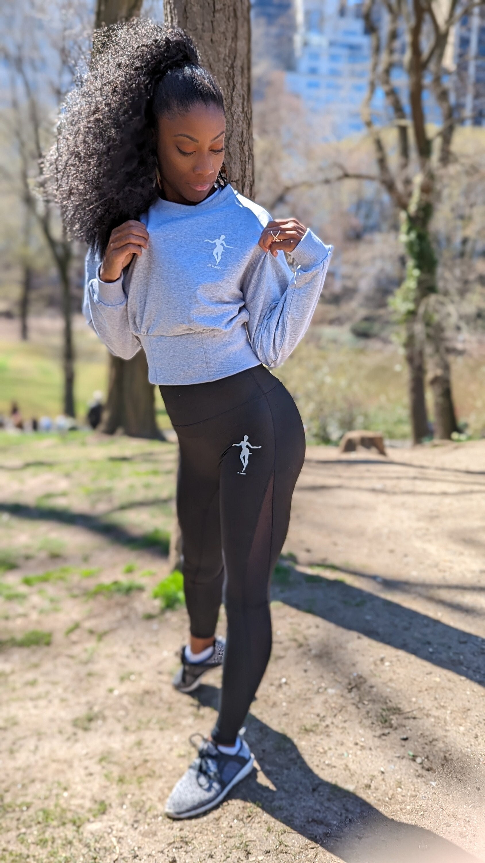 Cropped Crewneck Sweatshirt with Ribbed Corset Hem