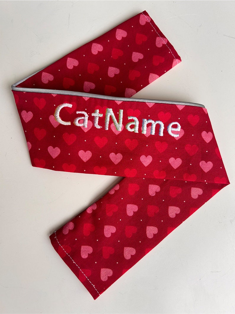 Gepersonaliseerde vogelveilige kattenhalsband Hearts