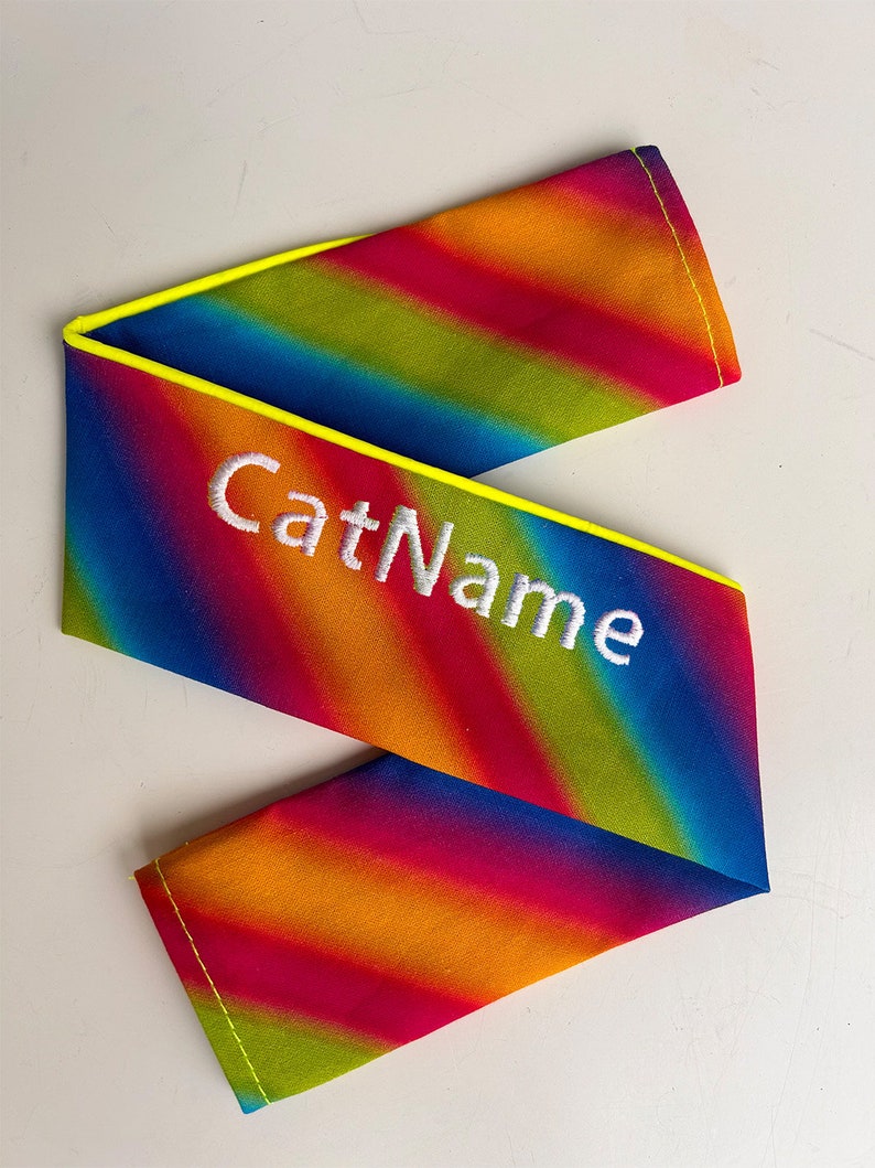 Gepersonaliseerde vogelveilige kattenhalsband Rainbow