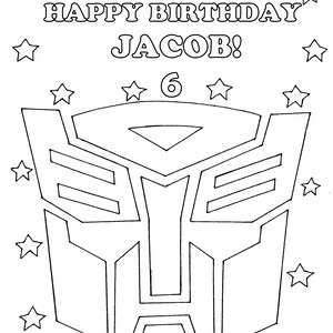Op de afbeelding: Zwart-wit verjaardagskaart met de tekst "HAPPY BIRTHDAY JACOB!" en het nummer "6". De kaart heeft een robotgezichtontwerp en sterillustraties.