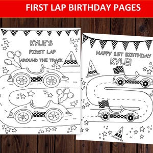 以下が含まれることがあります： レースカーをテーマにした白黒の誕生日ぬりえが2ページ。1ページには「Kyle's First Lap Around the Track」と書かれており、もう1ページには「Happy 1st Birthday Kyle!」と書かれています。どちらのページにも、レーシングカー、旗、星が描かれています。