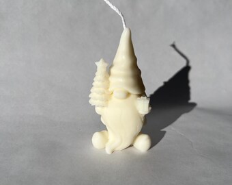 "Christmas Gnome" candle, in soy wax, excellent for Christmas, as a decoration, for the Christmas holidays