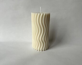 Moccolo a ondine candle, made of soy wax, excellent as a decoration, as a gift, as a wedding favor, as a centerpiece