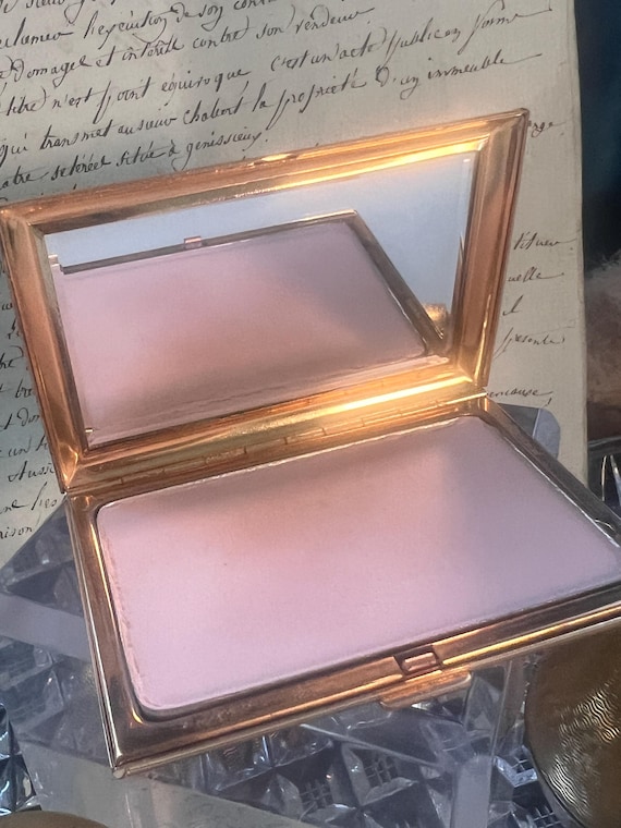 Elizabeth Arden Mid Century Moden Compact. Channel-set sapphire crystals, Swiss Made. ‘Mad Men’ era chic! Custom fill service available. View 4