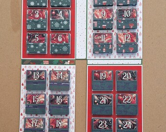 Puede incluir: Un calendario de adviento de Navidad con 24 puertas numeradas. Las puertas están decoradas con una variedad de temas navideños, incluyendo copos de nieve, renos y árboles de Navidad. El calendario está hecho de cartón y tiene un fondo rojo y blanco.