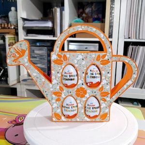 Fichier SVG Cricut / Silhouette / Brother arrosoir œufs surprises