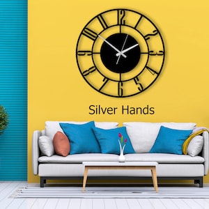 Horloge murale silencieuse en métal avec chiffres latins, horloges murales uniques, très grande horloge murale en métal, horloge de cheminée, horloge en métal noir, horloge murale moderne Silver
