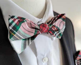 Adult Plaid Bow Tie - Festive Winter Plaid - Red and Green Giftwrap - Pre-Tied