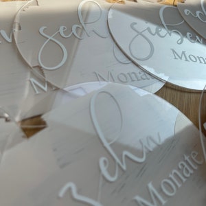 ERWEITERUNG für runde Meilensteinkarten aus Acryl - Baby Meilensteine Fotoshootings - Monatskarten personalisiert - Geschenk zur Geburt