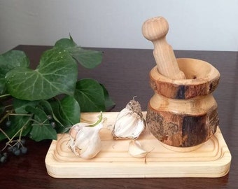 Wood Garlic Grinder,Wood Herbs Grinder,Wood Garlic Crusher,Herbs Crusher,Handmade Kitchen Decor,Garlic press bowl,Eco-Friendly,Wooden Mortar