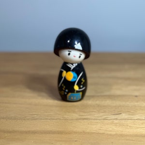 Vintage Kokeshi ~ Nodding ~ bobble head