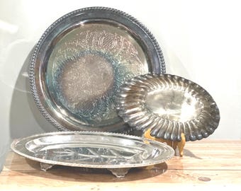 Set di vassoi vintage in argento placcato: teglia da forno con piedistallo, misure diverse