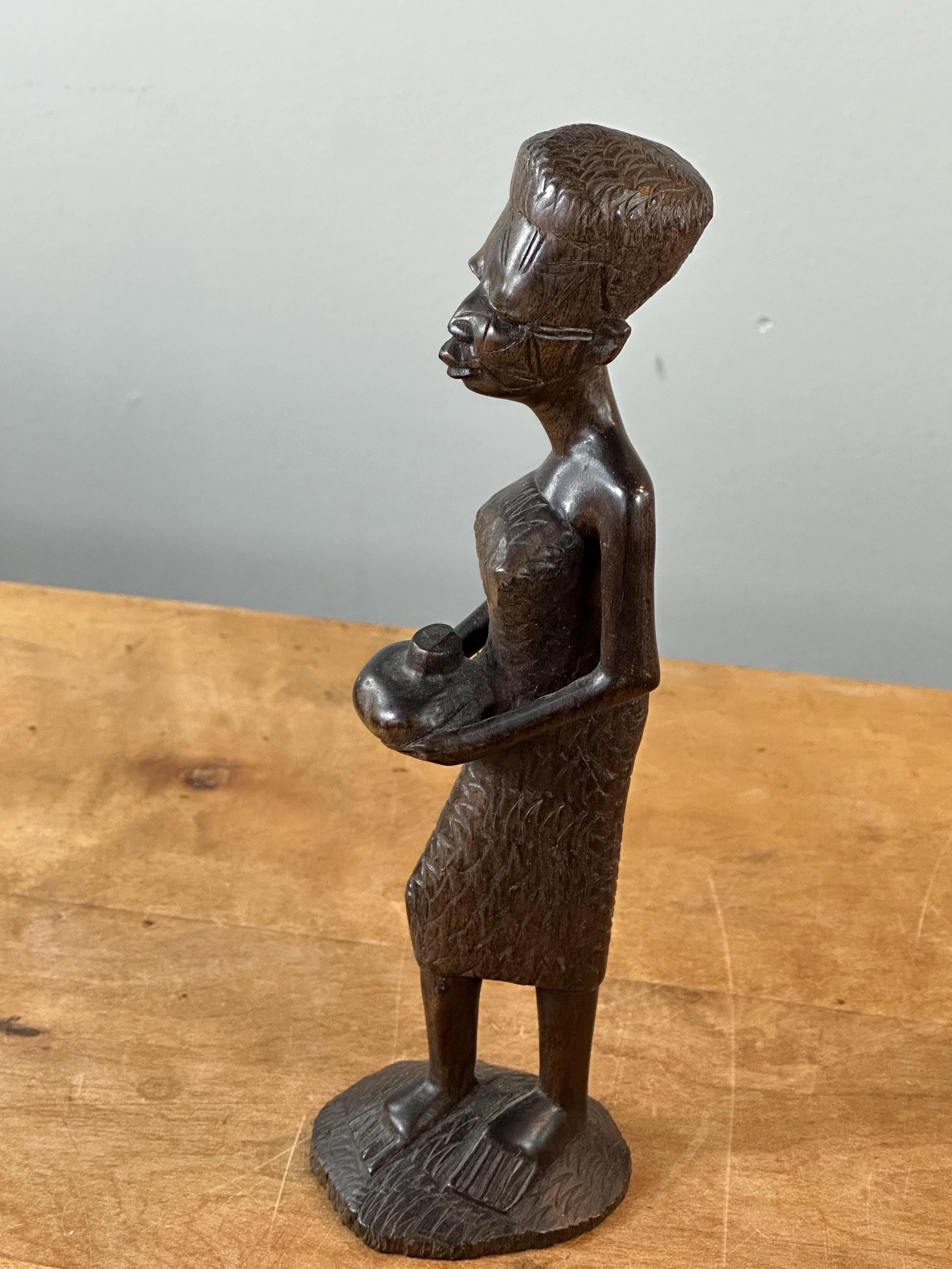 黒檀彫刻 部族の傷跡のあるアフリカの黒檀彫刻像〜ヴィンテージ - Etsy 日本