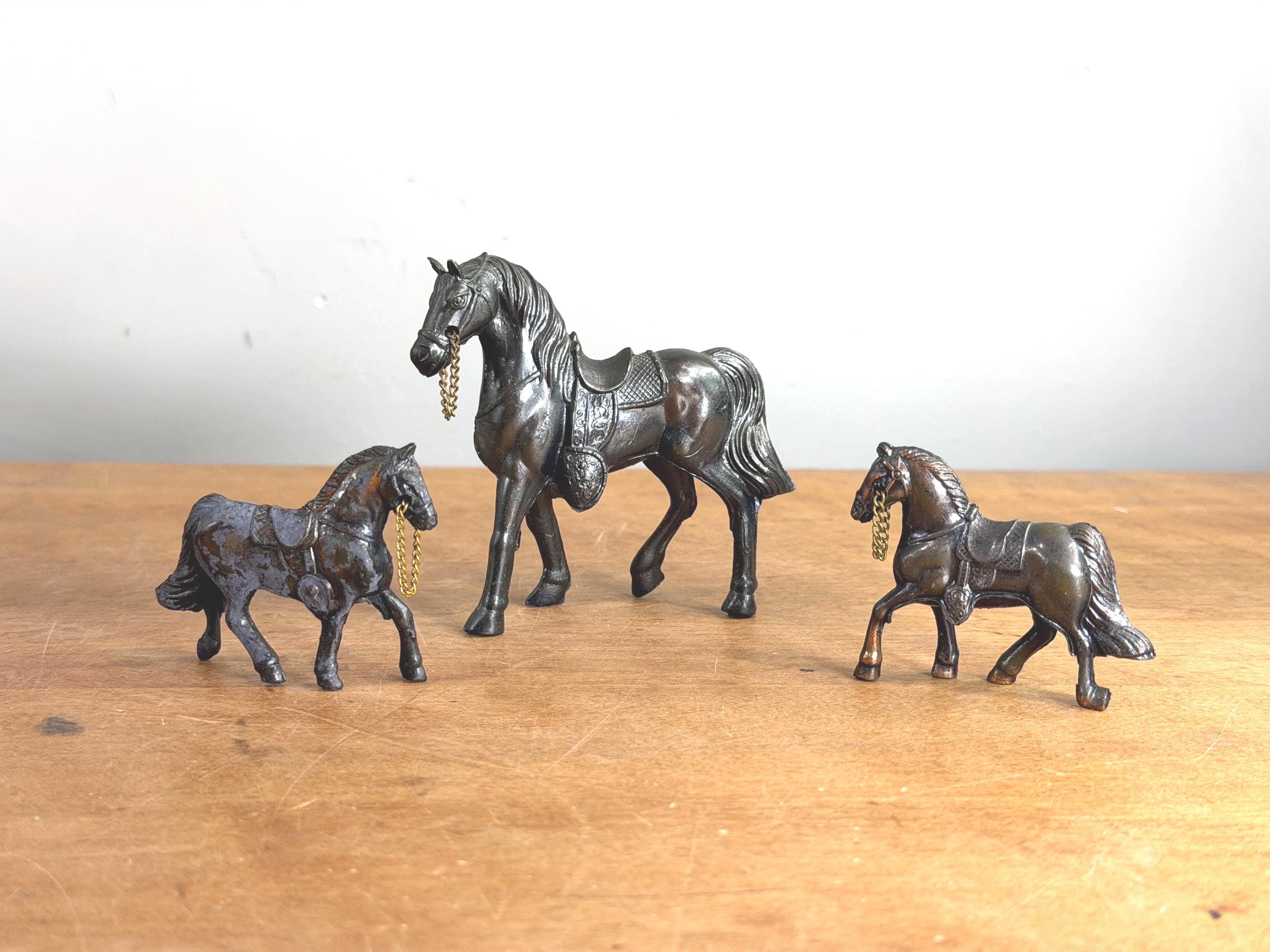Vintage Pot Metal Horse Figurines, Japan Carnival Prize, Set of 3