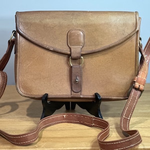 Bolso mensajero vintage de cuero bronceado natural ~ Ejército suizo