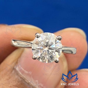 1,84Ctw okrągły brylantowy pierścionek z Moissanite DEF Solitaire w koszyku zaręczynowym, 8 mm pierścionek zaręczynowy z Moissanite na rocznicę ślubu, srebro próby 925