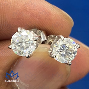 Lab Grown Diamond Womens Stud Earrings Round Cut Diamond Earrings Bridal Wedding Earring Solid White Gold Earring