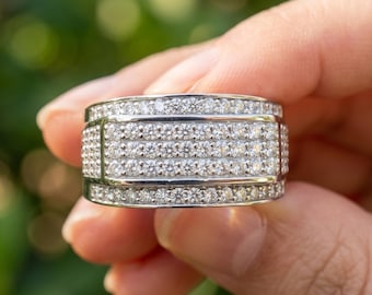 Mens Moissanite Engagement Ring Round Cut 925 Sterling Silver Wedding Band Iced Out Diamond Bridal Promise Ring Gift for Him