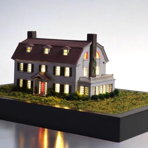Pre-Order | Inspired by Amityville Horror Movie | Handmade Diorama | Miniature House | Collectible Item | Horror Film | Limited Edition Art