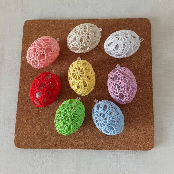 Lot de 8 œufs de Pâques en dentelle au crochet