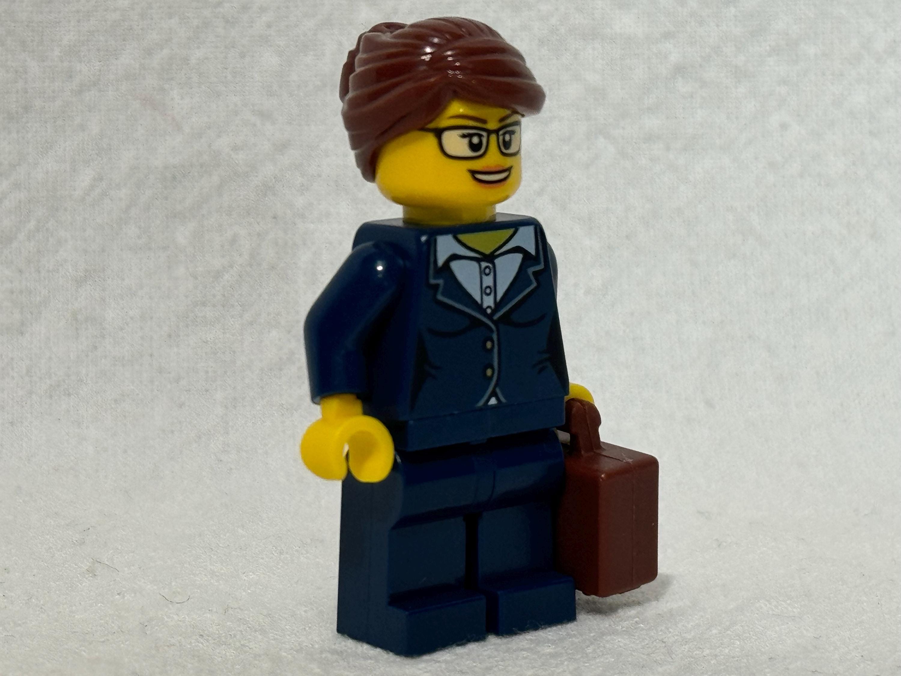 lego minifigures with glasses
