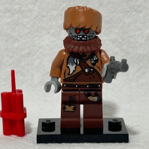 The Lego Movie Series Minifigure CMF 71004-14 Wiley Fusebot Complete with Stand & Accessories, Retired, Excellent Condition, Fast Shipping