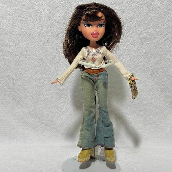 MGA Bratz Doll Jade, Includes Shirt Pants Belt Boots Purse, Dark Brown Hair Blue Eyes, 1st Edition, Pre-Owned, Vintage 2001, Fast Shipping