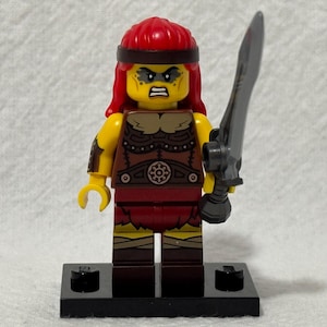 Lego Fierce Barbarian Minifigure CMF Series 25, Includes Accessories Stand and Instructions, Retired 71045-11, Mint Condition, Fast Shipping