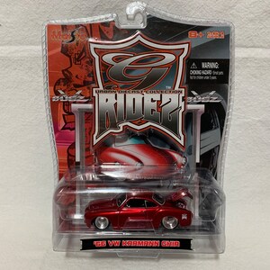 Maisto G-Ridez 1966 VW Karmann Ghia 1:64 Scale Urban Die-Cast Collection Red Volkswagen Custom Car, New in Box Factory Sealed, Fast Shipping