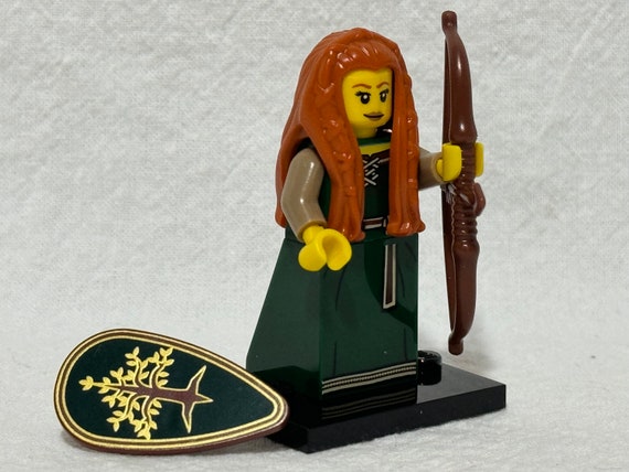 lego green dress Forestwoman, Original with Quiver, cas319 – United Brick Co® main image 0
