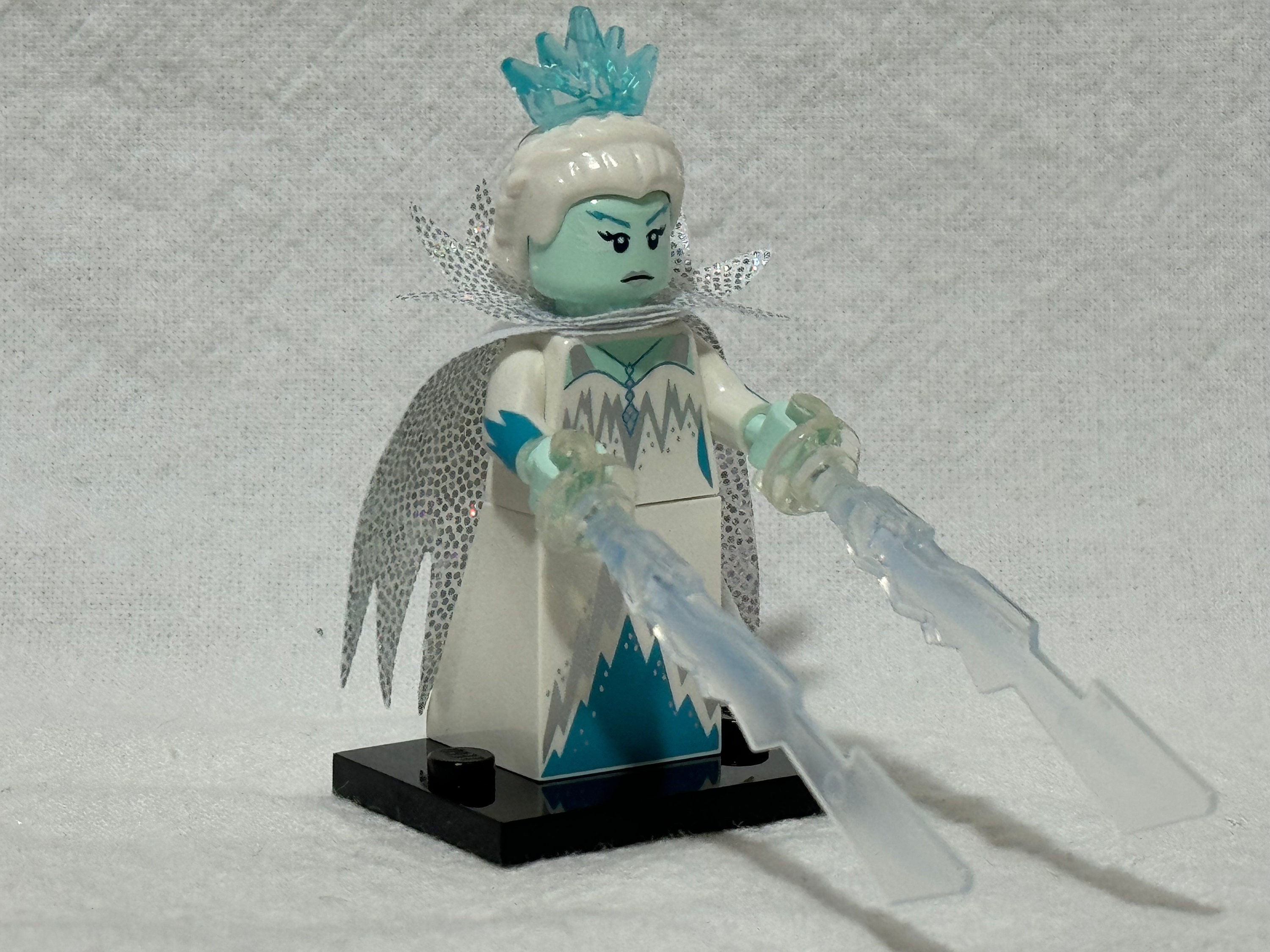 Lego CMF 71013-1 Series 16 Ice Queen Minifigure, Retired, Complete
