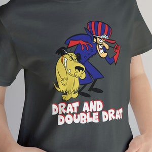 Lafhartig en Muttley T-shirt | Dick Dastardly en Muttley Drat Double Drat T-shirt | Cartoon grafisch T-shirt | Ideaal cadeau voor kinderen uit de jaren 70 of 80