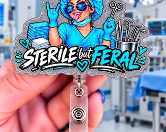 Steriler, aber wilder Ausweishalter, Ausweishülle für die Sterilgutaufbereitung, Ausweishülle für OP-Assistenten, Geschenk für Pflegekräfte
