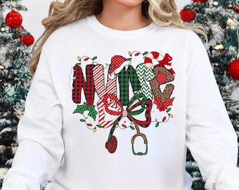 Camiseta navideña de estetoscopio, camiseta navideña de agradecimiento a la enfermera, camiseta de enfermera coqueta, camiseta navideña de enfermera, camiseta navideña de estudiante de enfermería, regalo para ella