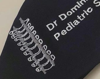 Bestickte Mütze für Neurochirurgen: Personalisierte Mütze für Kieferchirurgen