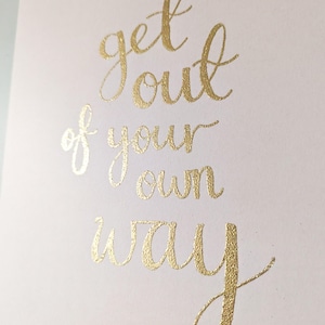 Saia do seu próprio caminho, letras desenhadas à mão com Rahanni Celestial Healing, decoração de sala de cura, arte de cura, definição de intenção, espiritual
