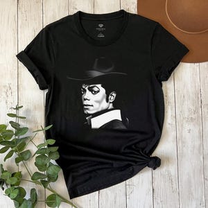 Michael Jackson Iconic Black and White Unisex Tee, Music Michael Jackson Iconic Black and White Unisex Tee, Music