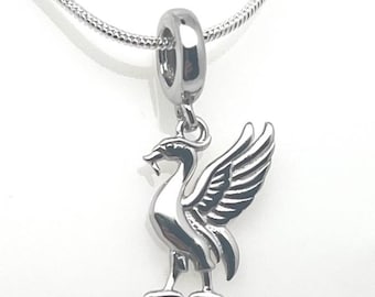 Collar con colgante del Liverpool Liverbird y caja de regalo en plata de ley 925.
