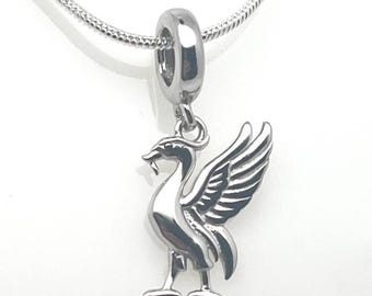 Collar con colgante del Liverpool Liverbird y caja de regalo en plata de ley 925.