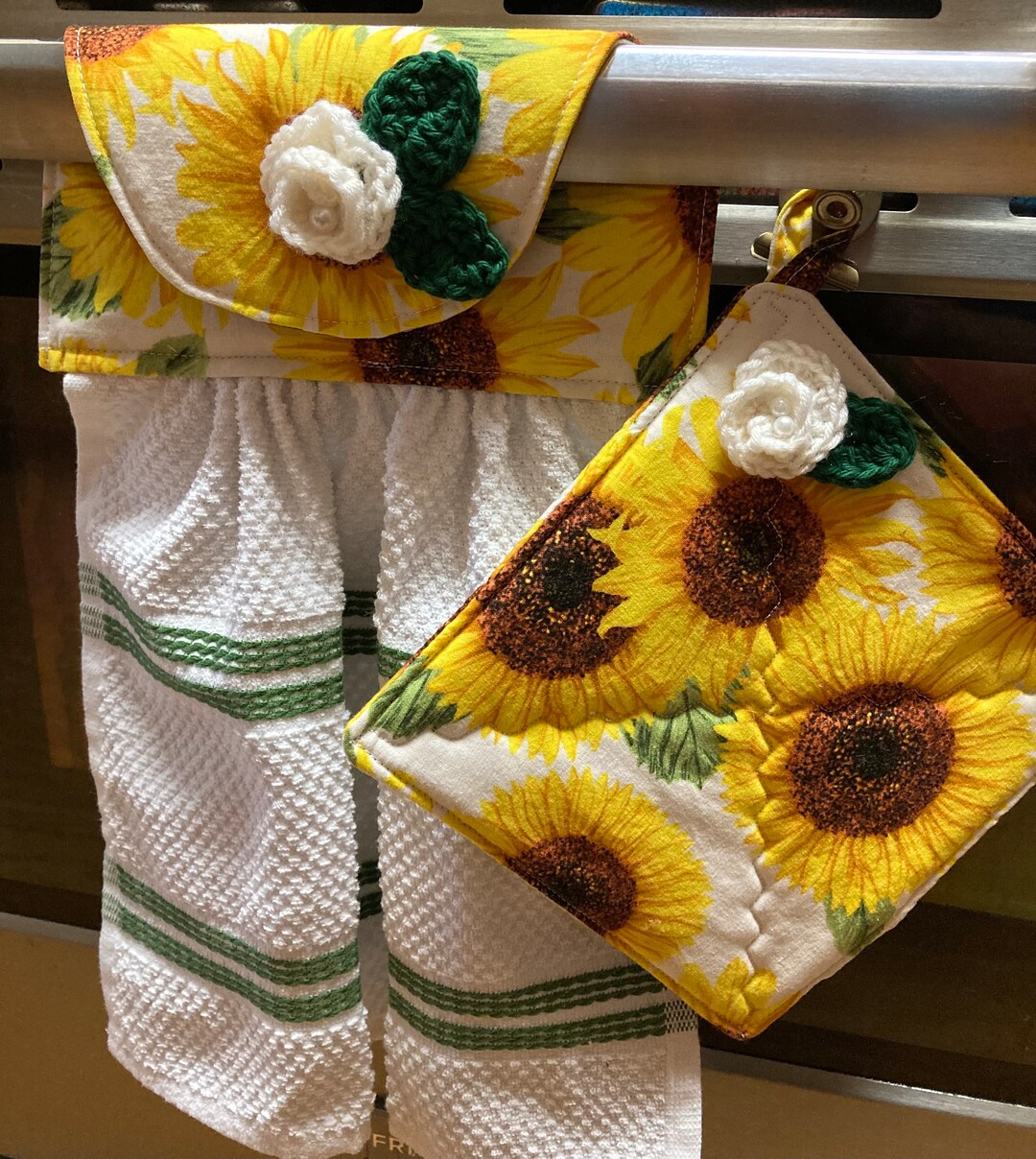 Kitchen Linework Towel & Potholder Set main image 1