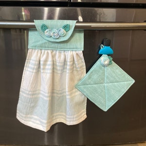 Handmade Crocheted Hanging Kitchen Towel Potholder Set, Kitchen Towel w/ Magnetic Closure, Potholder w/ Double-Layer Insul-Bright Lining.