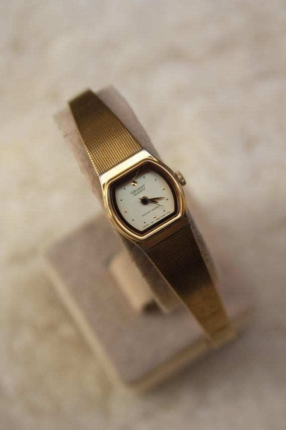 Vintage orient women watch Gem