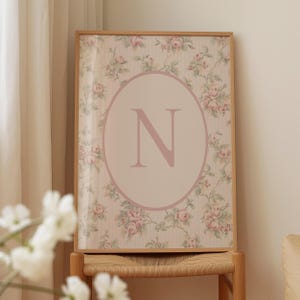 Póster personalizado con la letra N, nombre floral bohemio vintage, inicial del alfabeto rosa, decoración infantil con monograma personal, descarga digital
